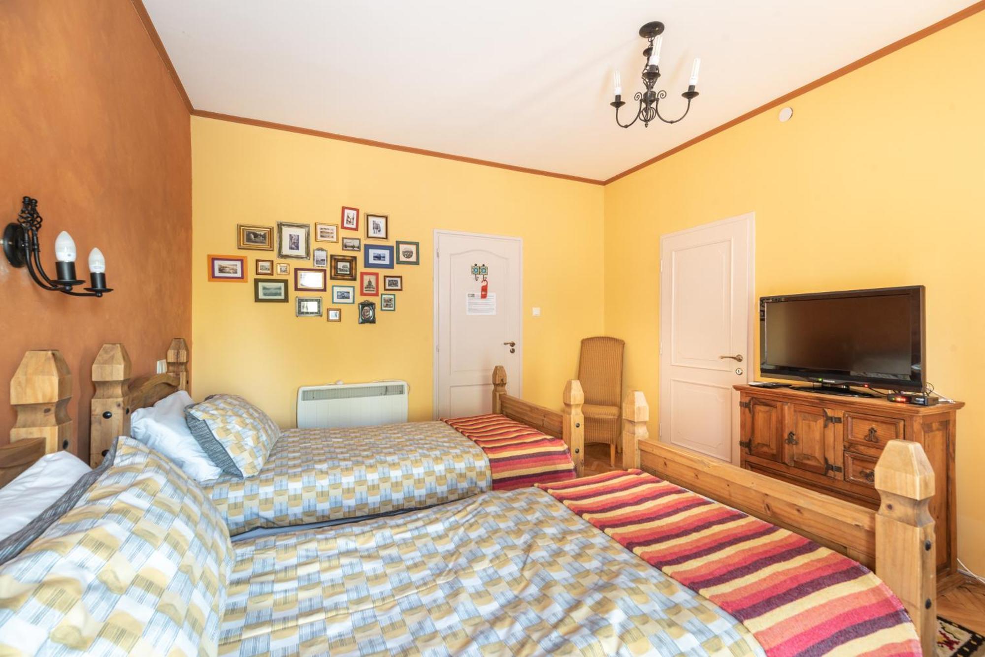 Corona Villa Heviz Room photo